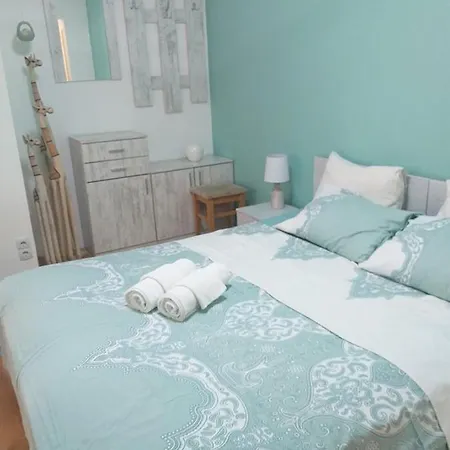комплекс антик Hotel Warna
