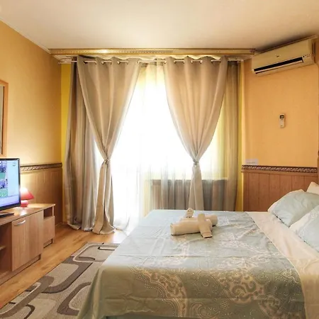 комплекс антик Hotel Warna